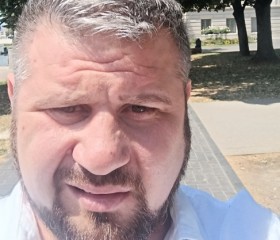 Vigen, 39, Budapest