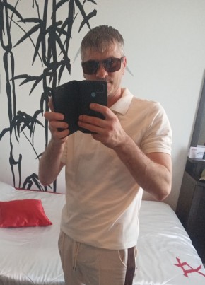 Vitaliy, 38, Russia, Moscow