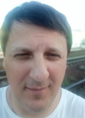 Руслан из Казани 45 лет