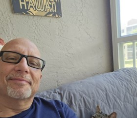 Oliver, 58, London