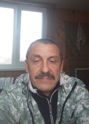 Владимир из Угловое 59 лет