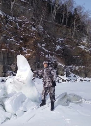 Олег из Ванино 41 год