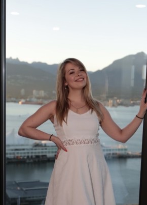 Mila из Vancouver 34 года