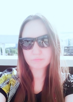 Olga, 40, Russia, Saint Petersburg