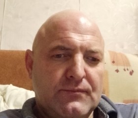 Pyetr Shekhovtsov, 44, Zelenograd