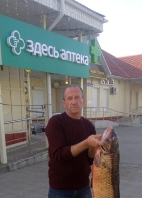Сергей из Воронежа 51 год