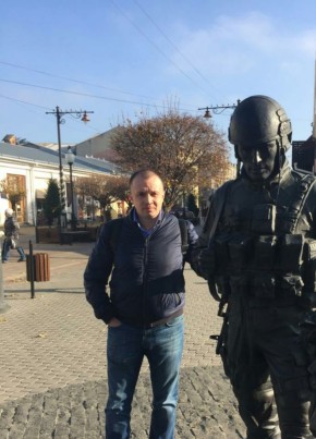 дима из Екатеринбурга 51 год