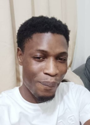 Jude из Douala 29 лет