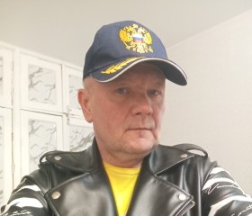 Kostya Gladkov, 52, Yekaterinburg