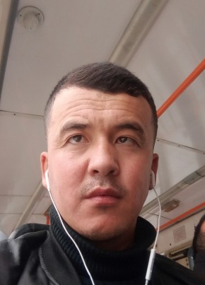 Муксидин из Екатеринбурга 29 лет