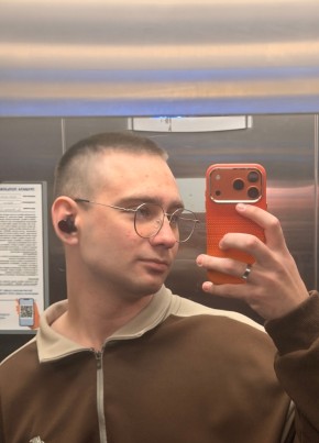 Павел из Ханты-Мансийска 21 год
