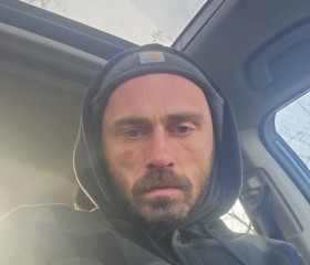 Giii, 36, New York City