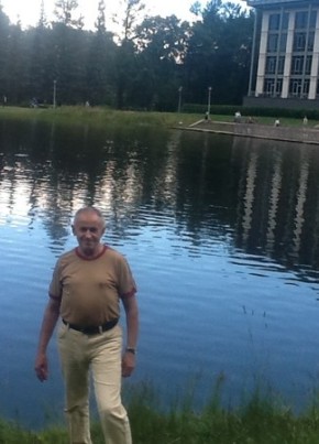 Виктор, 77, Россия, Кировск