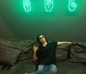 Ismail, 18, Baku