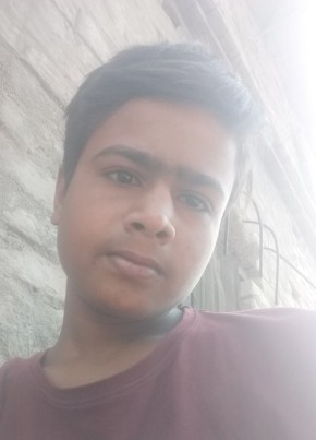 Amit, 18, India, Munger