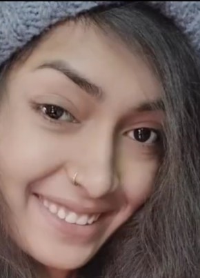 Amisha, 21, India, Delhi