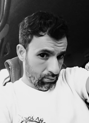 Toufik из Mostaganem 45 лет