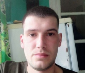 Андрей, 32 года, Кура́хове