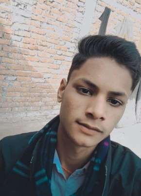 Anshu Singh, 18, India, Lālganj (State of Uttar Pradesh)