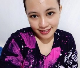 Vina, 33, Semarang