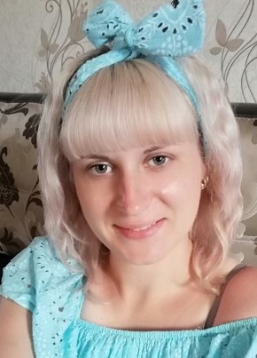 Алена, 34, Россия, Клинцы