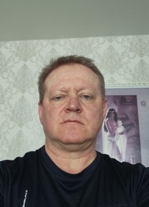 Павел Тарасов из Нерюнгри 54 года