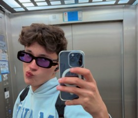 Mert, 23, Kirklareli