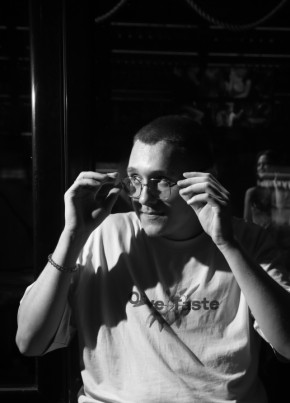Dmitry из Москвы 22 года