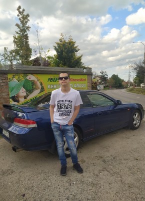 Jancsi Hricu из Budapest 20 лет
