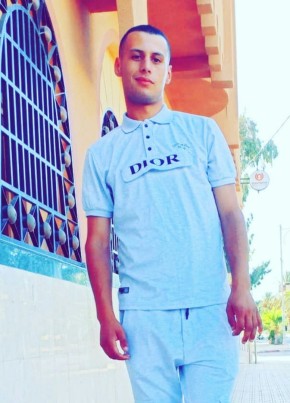 Lounas, 25, People’s Democratic Republic of Algeria, Ghardaïa