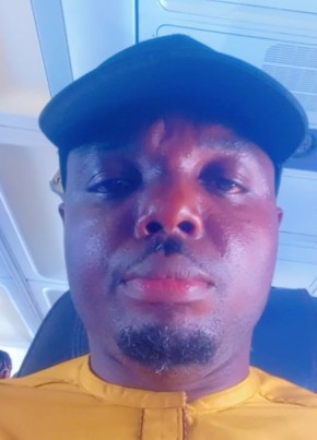 David из Yenagoa 38 лет