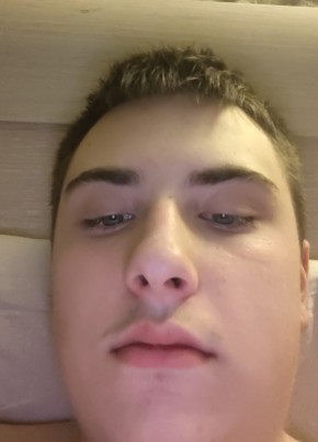 Feger из Людиново 18 лет