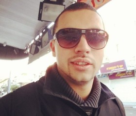 Fil, 40, Petah Tiqwa