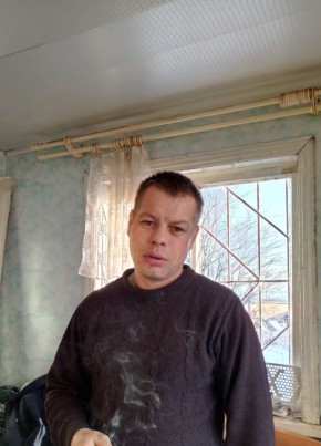 Макси, 39, Россия, Гатчина
