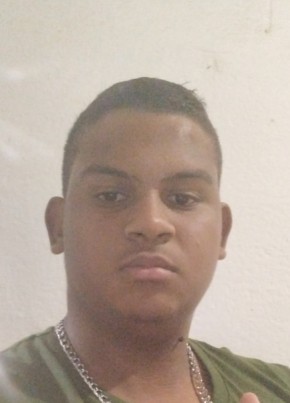 Michel Gerson  s из João Pessoa 23 года