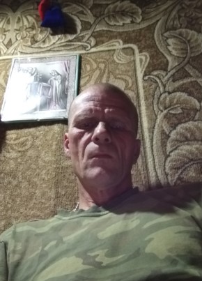 Анатолий из Лениногорска 52 года