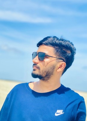 Thishan из වවුනියාව 23 года