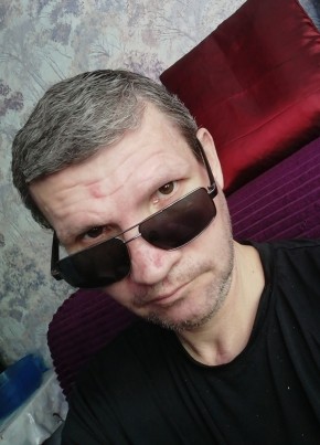 Стас из Омска 45 лет