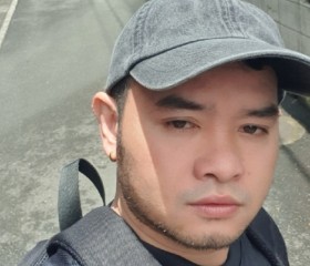 Criss, 35, Yokosuka