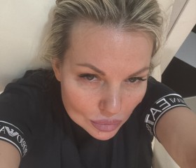 Oksana, 47, Moscow