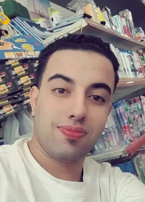 عبدالله из أبوظبي 18 лет