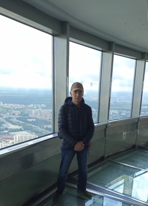 Геннадий из Калининграда 50 лет