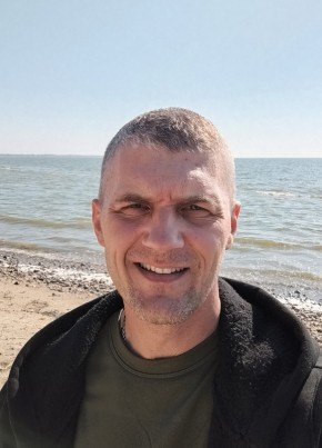 Евгений из Таганрога 42 года