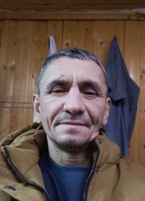 Эдуард из Москвы 18 лет