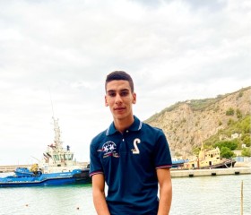 Nadjmou, 26, M Sila