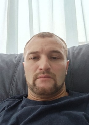Виталий из Сургута 36 лет