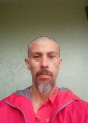 Steven из Cartago 49 лет