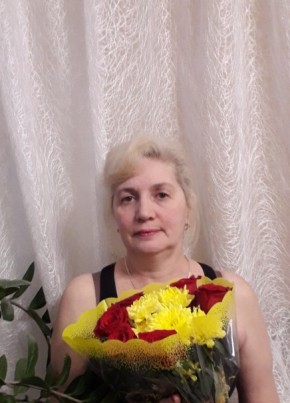 Ирина, 57, Россия, Нижнекамск