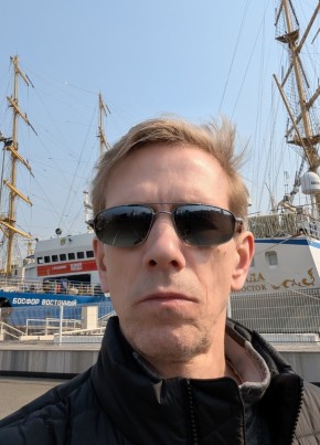 Alex, 48, Russia, Moscow