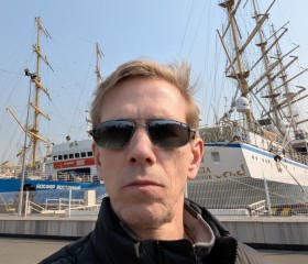 Alex, 48, Vladivostok